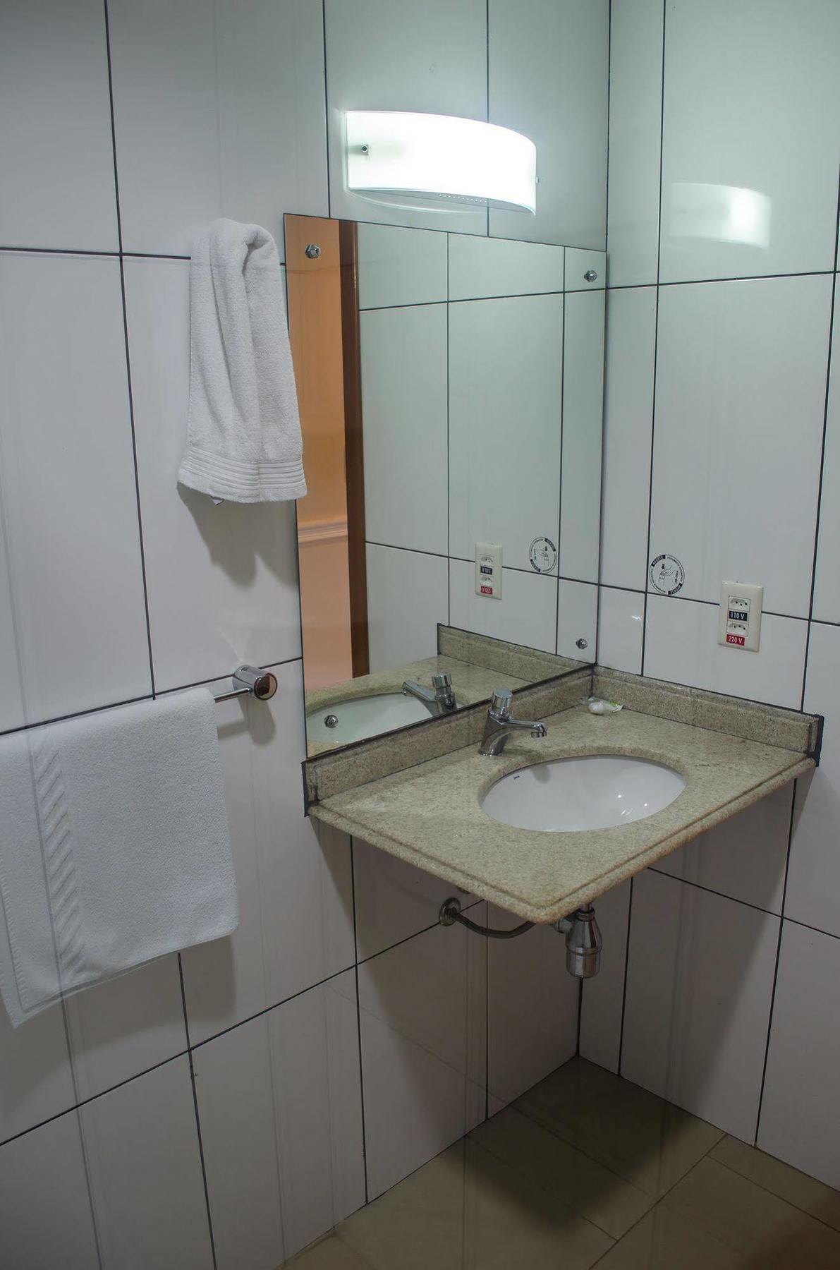 Atalanta Hotel Macapa  Luaran gambar
